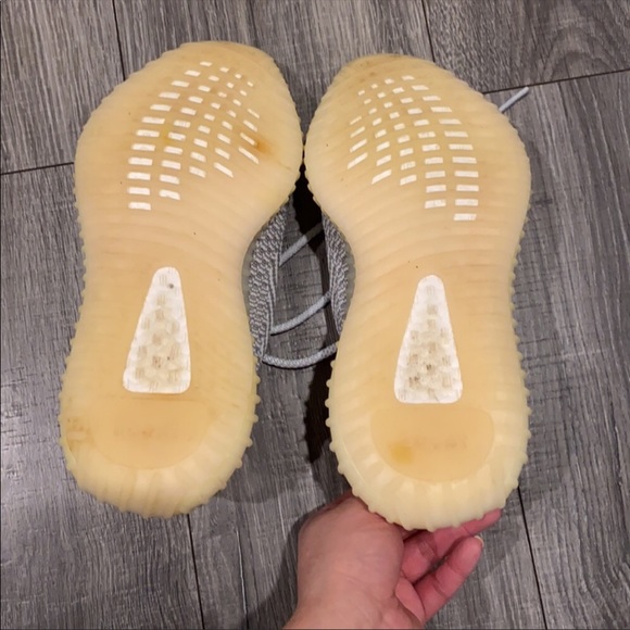 Yeezys 100% authentic - Picture 6 of 7